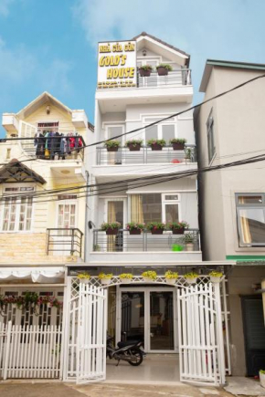 Gold's House